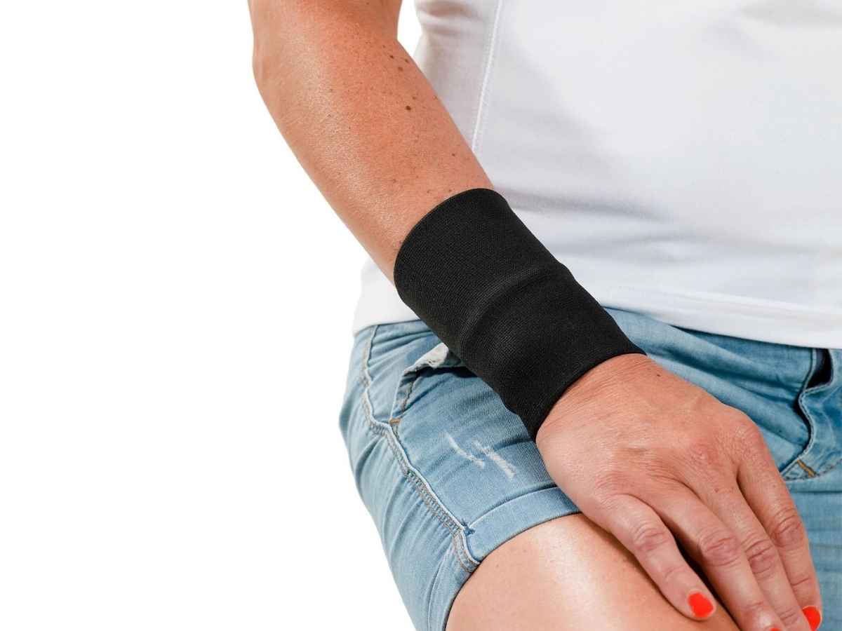 BACK ON TRACK Handgelenkschoner 