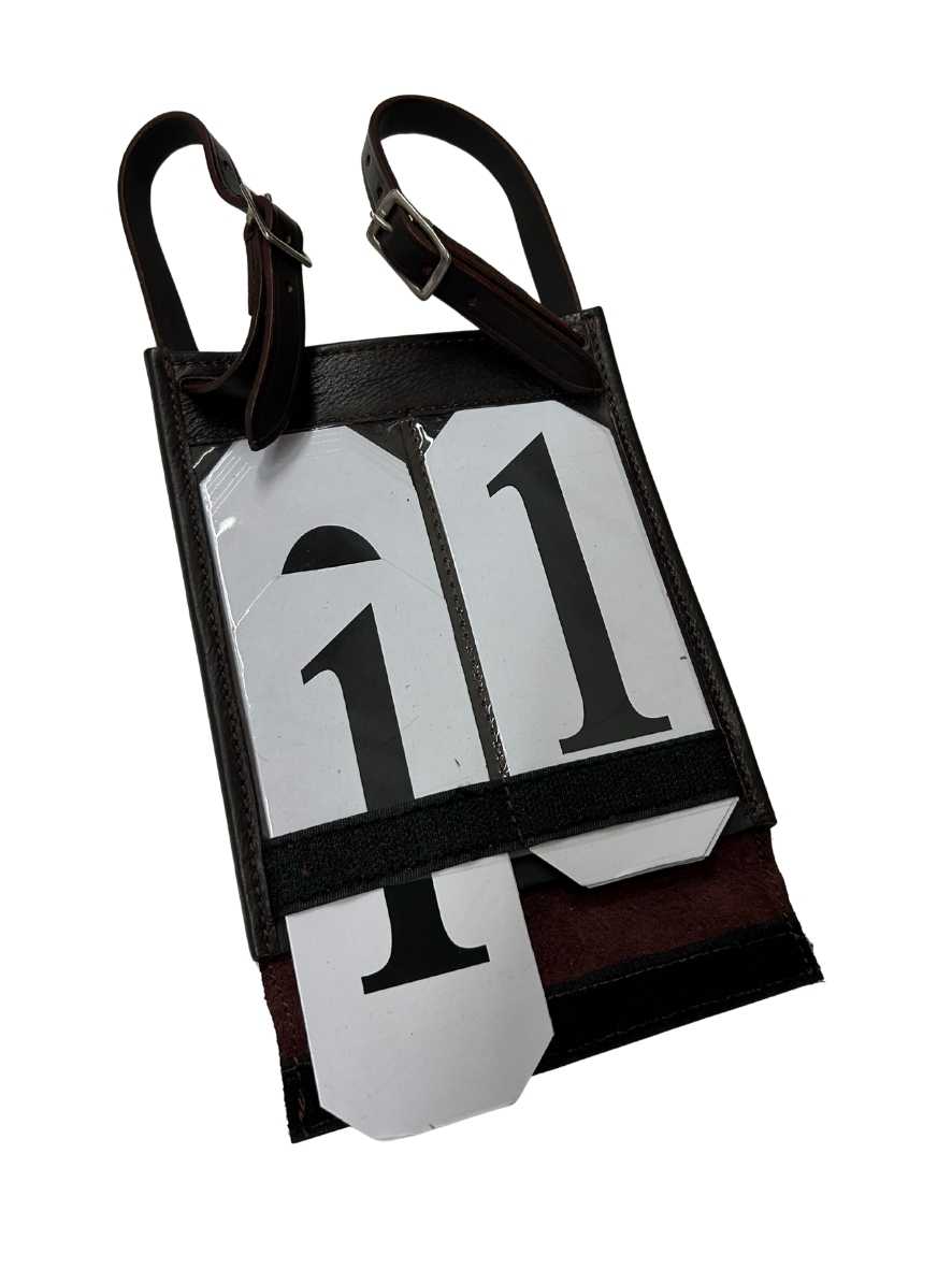 WEISSL Startnummerntasche Kutsche Leder, braun, zweistellig