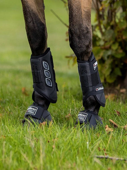 LeMieux Gamaschen Gelände Carbon Air XC Vorne schwarz